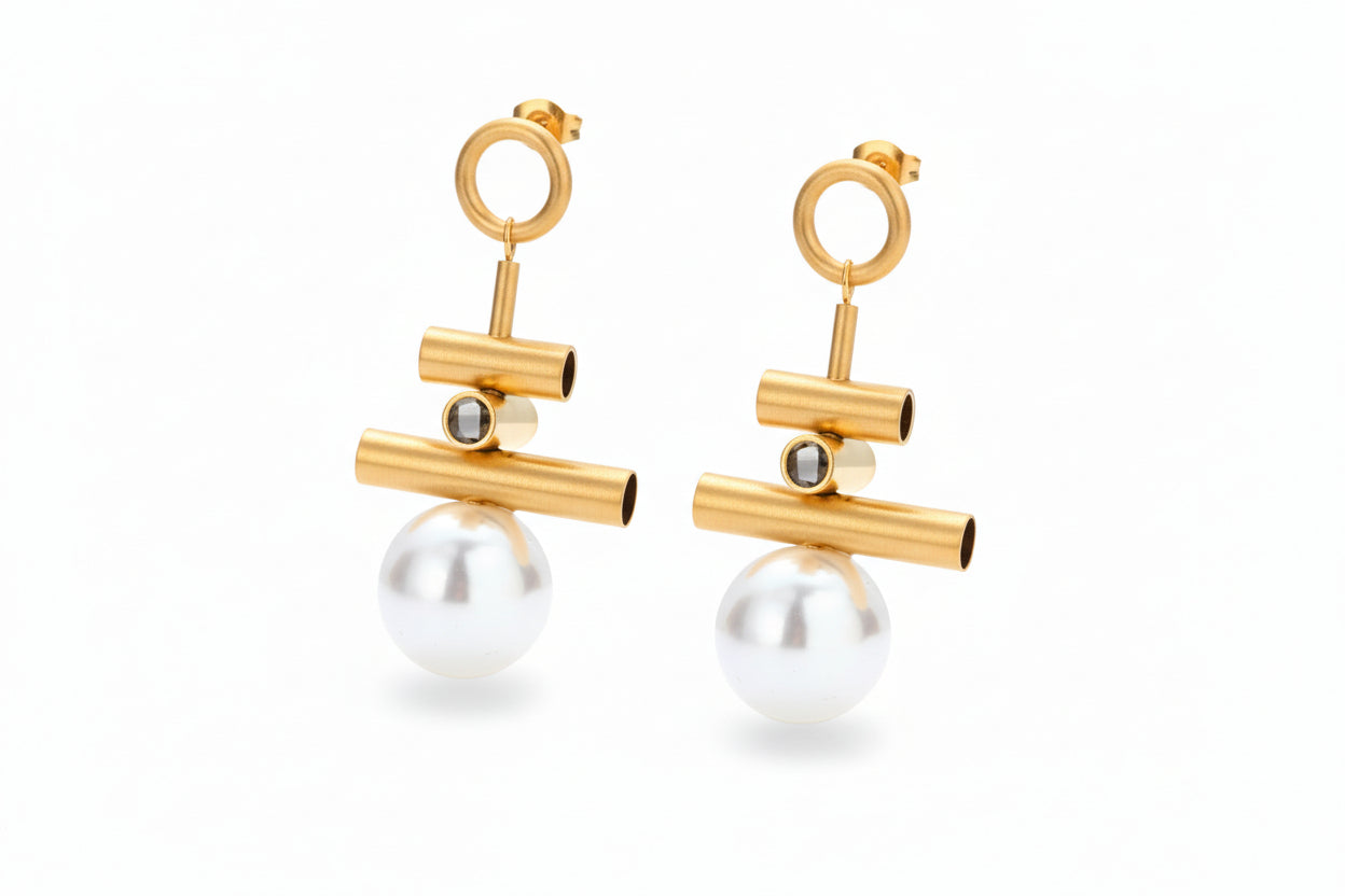 Elara Drop Earrings