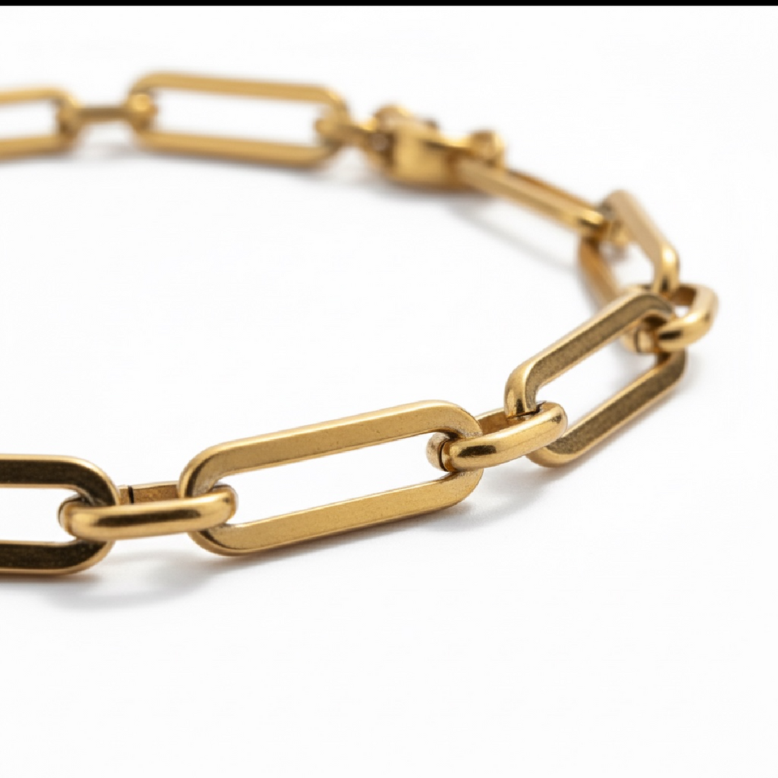 The Linear Link Bracelet