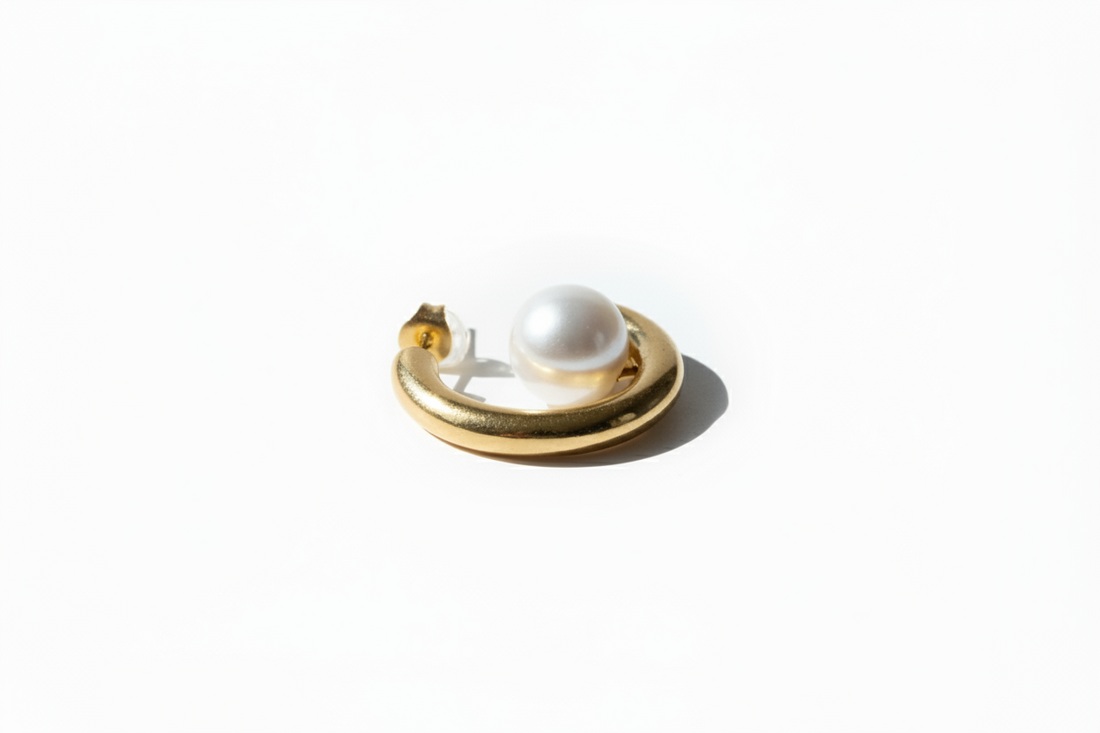 The Amara Pearl Hoops