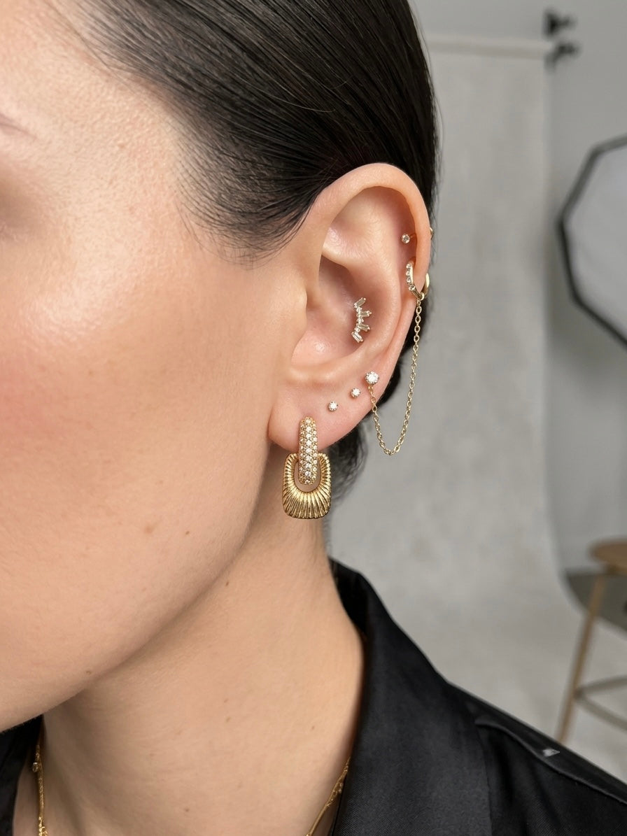 The Twin Lobe Chain Earring