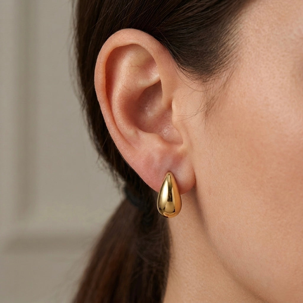 The Teardrop Stud