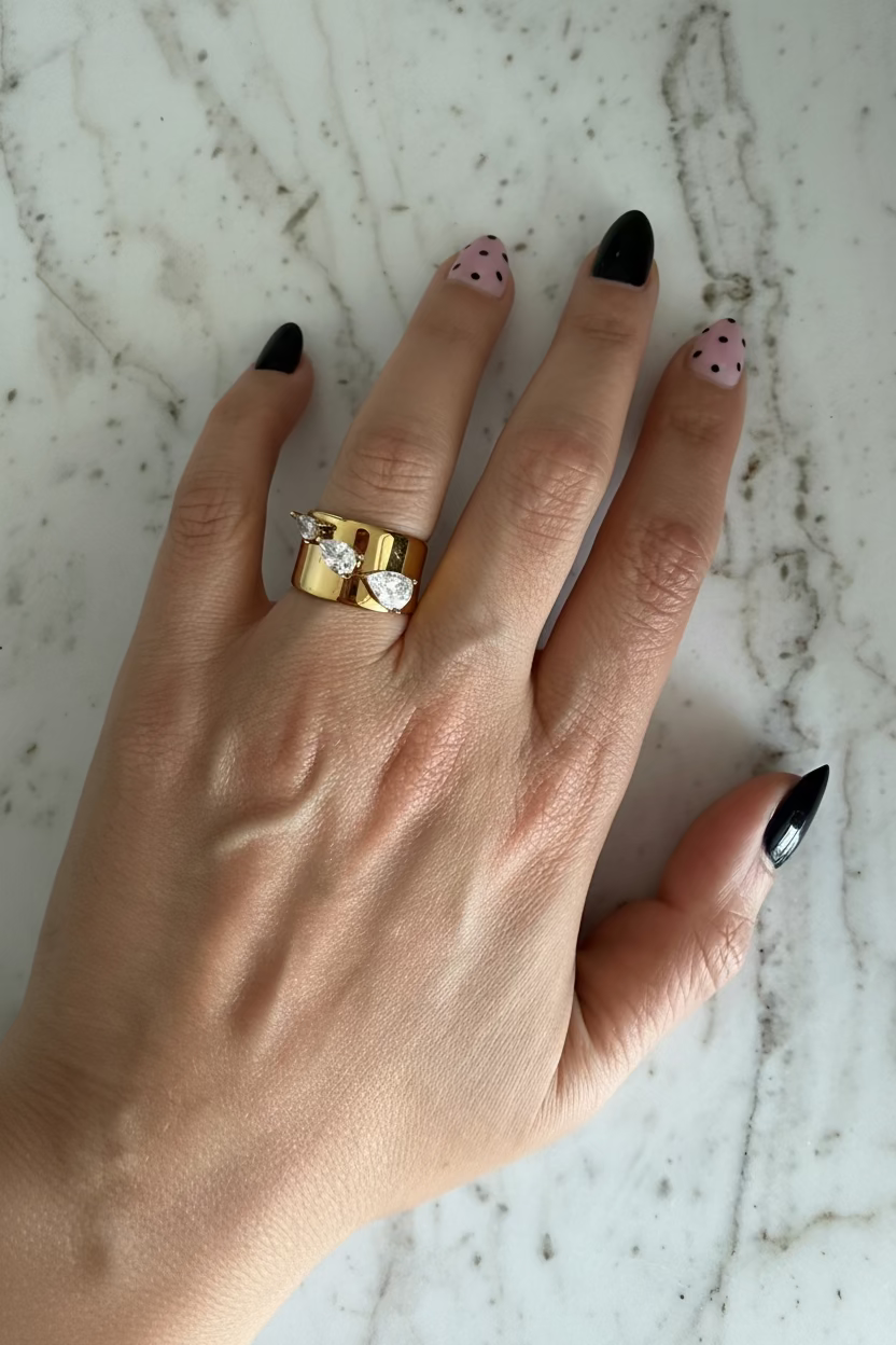 The Cascade Drop Ring